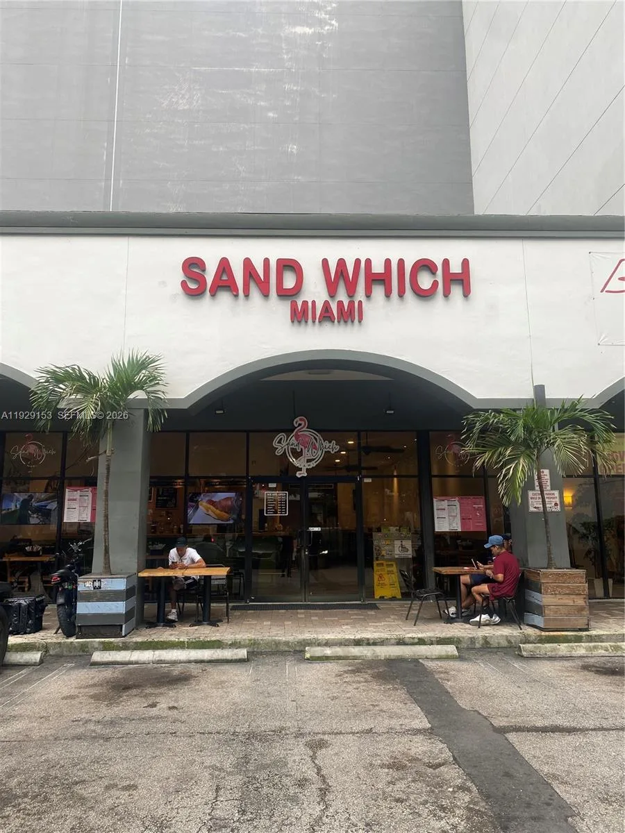 34 SW 8TH ST, Miami, FL 33130