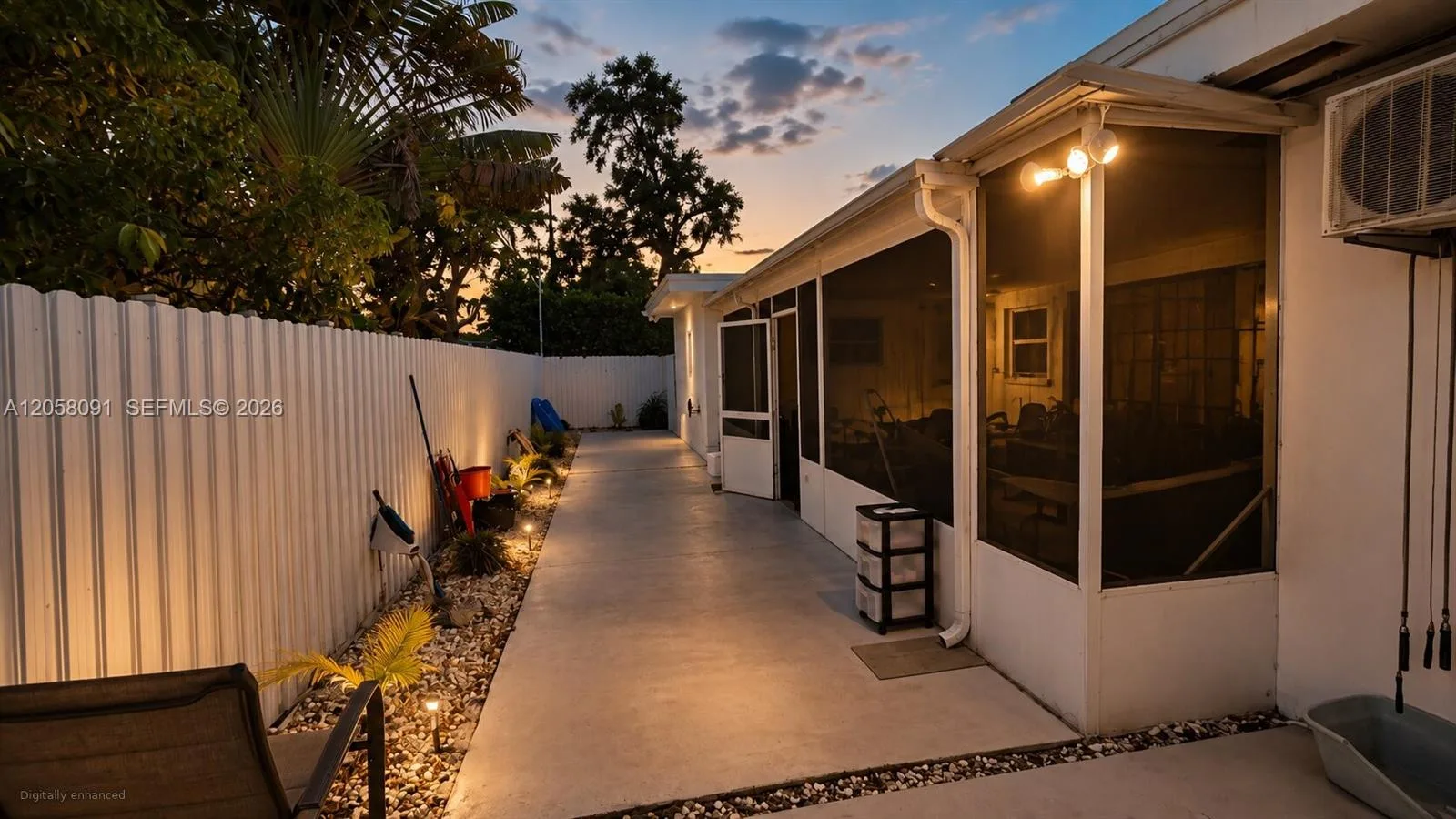 565 NE 179th Dr, North Miami Beach, FL 33162 photo 6