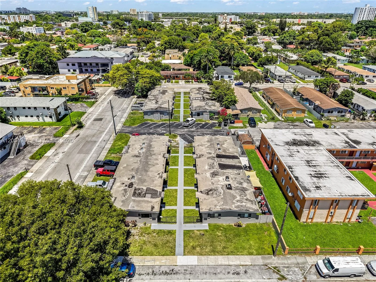 2090 NW 31st St, Miami, FL 33142 photo 9