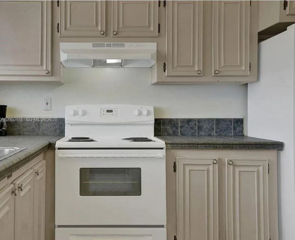 4047 NW 16 # 403, Lauderhill, FL 33313 photo 7