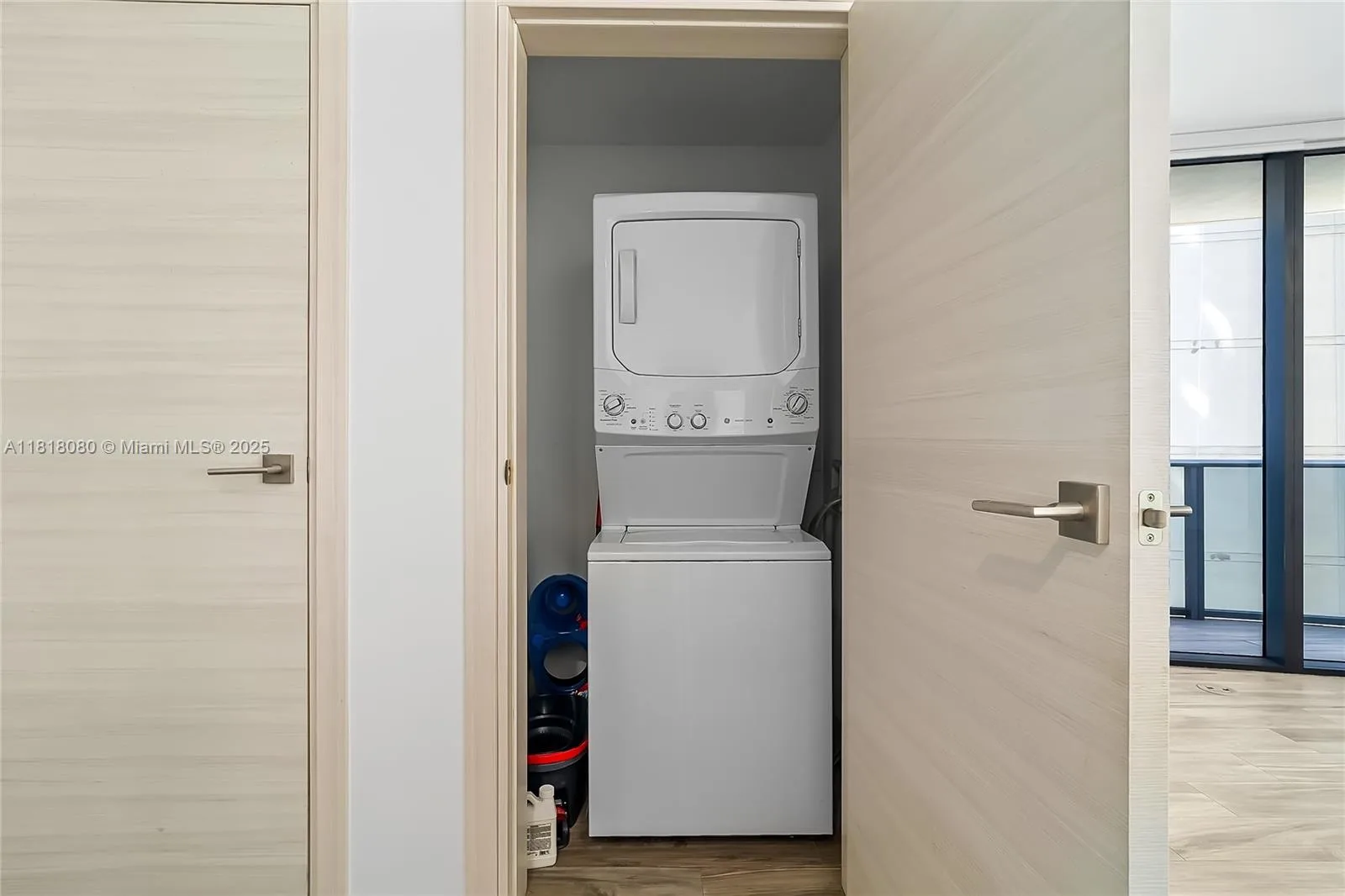 801 S Miami Ave # 3704, Miami, FL 33130 photo 12