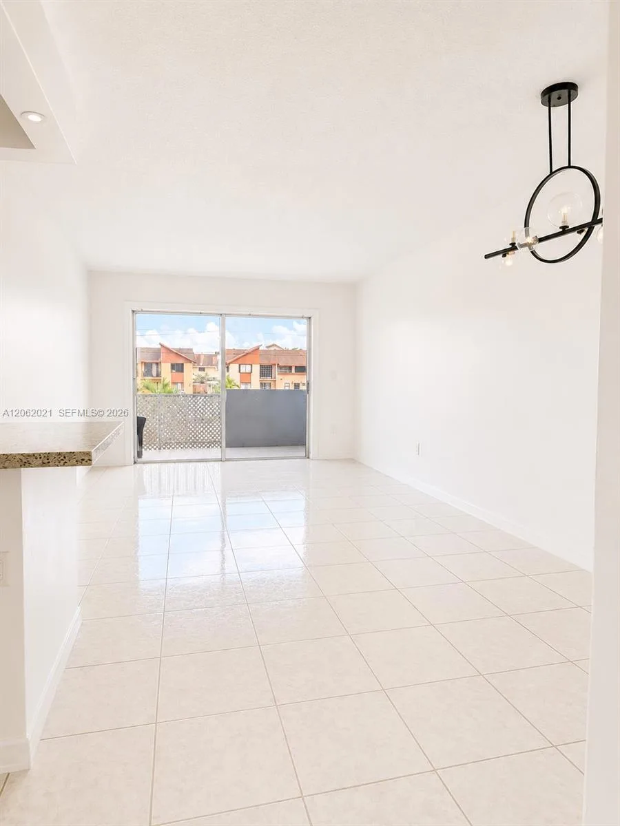 6095 W 18th Ave # S216, Hialeah, FL 33012