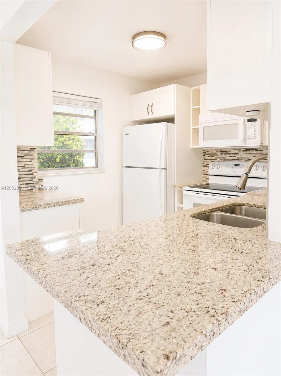 6095 W 18th Ave # S216, Hialeah, FL 33012 photo 10