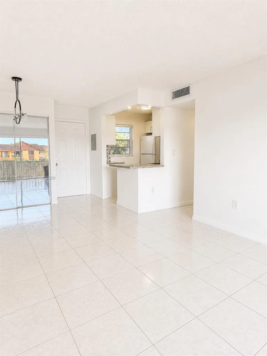 6095 W 18th Ave # S216, Hialeah, FL 33012 photo 3