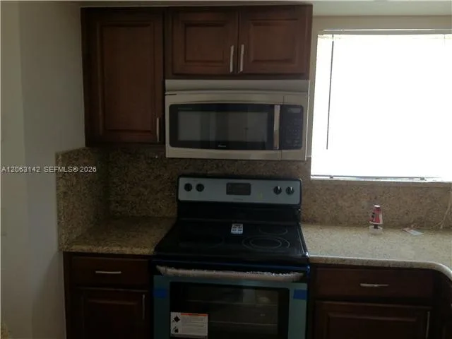 3350 N Pinewalk Dr N # 1428, Margate, FL 33063 photo 2
