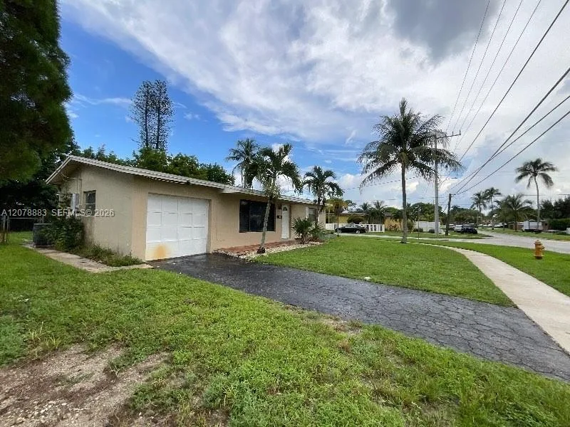 2100 NW 74th Ave, Sunrise, FL 33313
