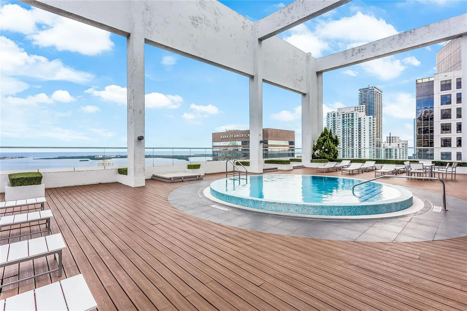 55 SE 6th Street # 3500, Miami, FL 33131 photo 4