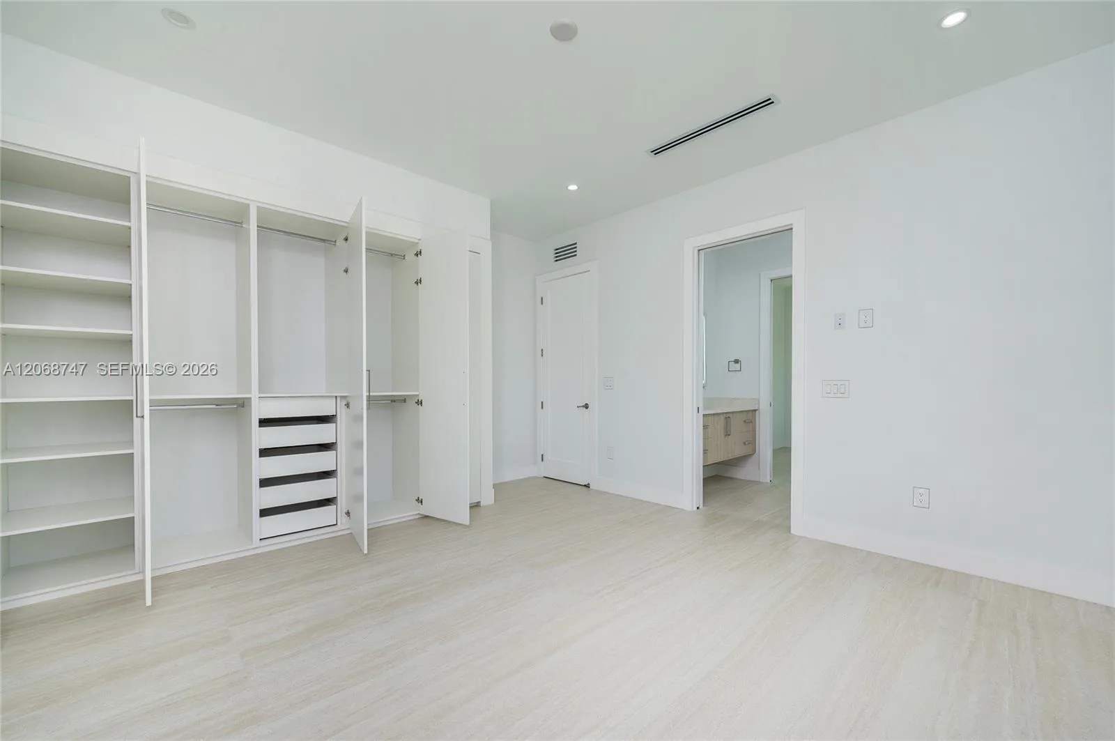 9951 SW 41st Ter, Miami, FL 33165 photo 8