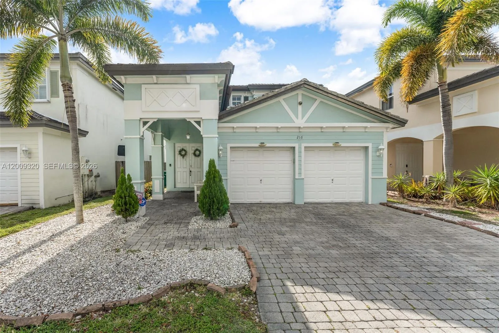 216 NE 36th Ter, Homestead, FL 33033 photo 2