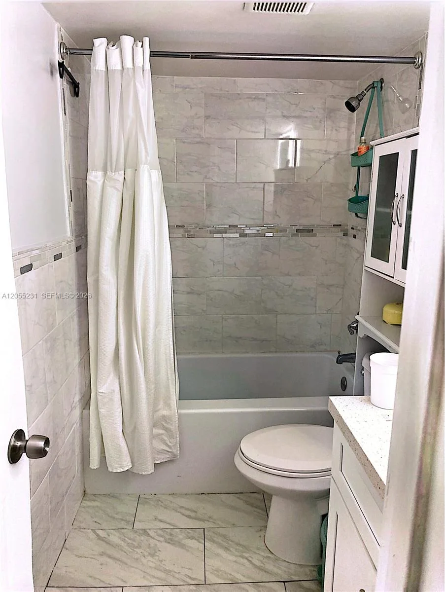 2570 W 67th Pl # 12-2, Hialeah, FL 33016 photo 5