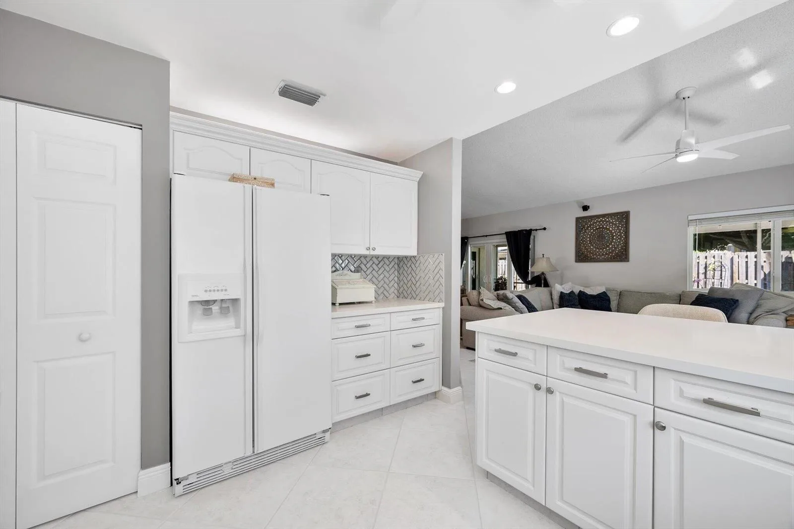 15541 Dover Court, Davie, FL 33331 photo 11