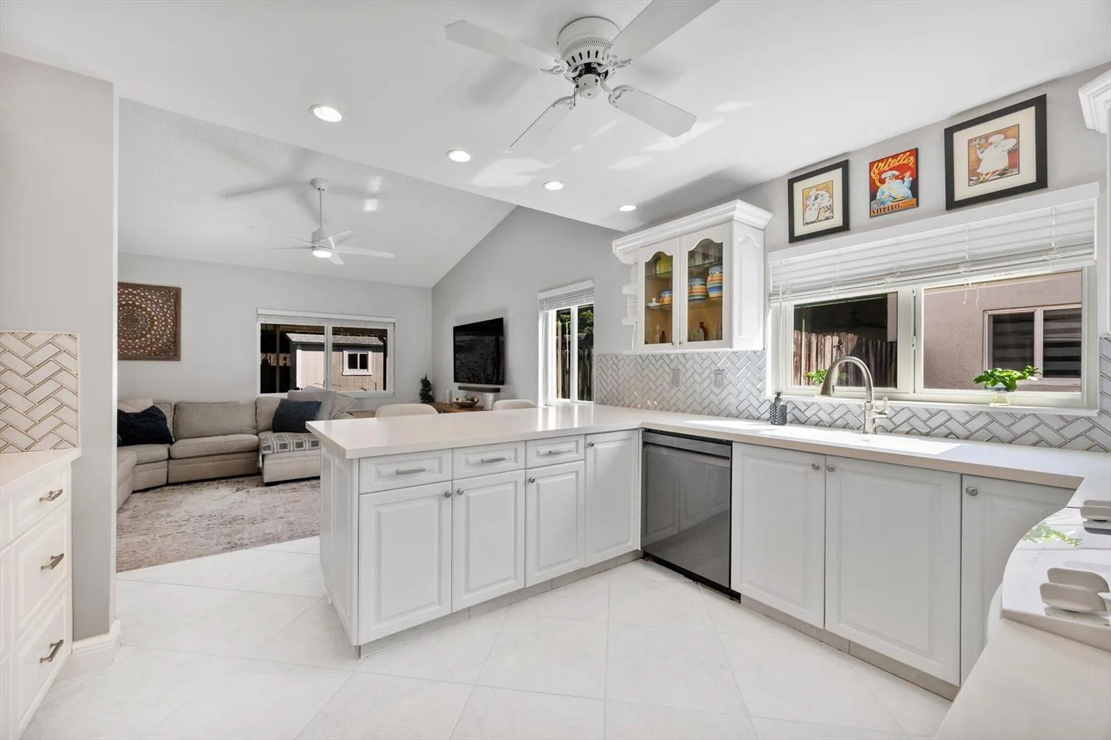 15541 Dover Court, Davie, FL 33331 photo 12