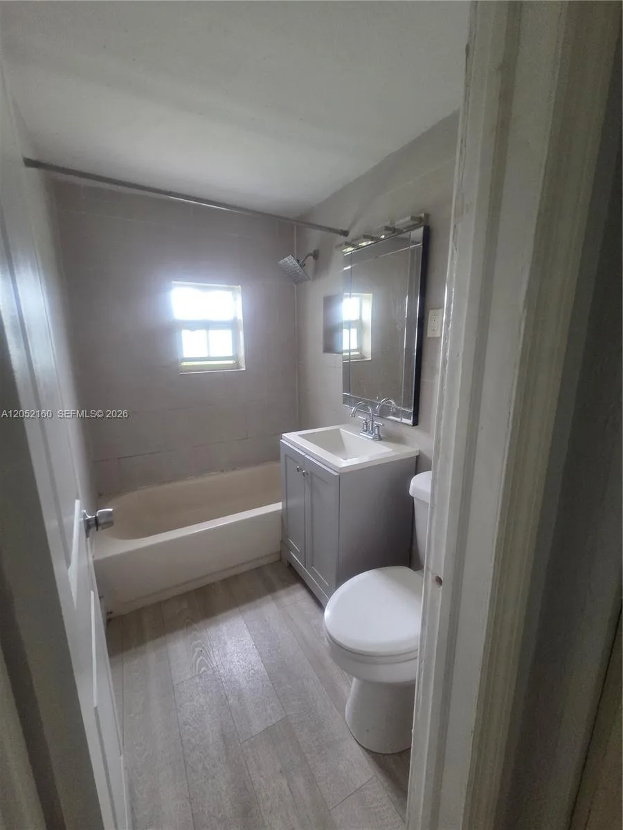 4017 SW 24th St # 4, West Park, FL 33023 photo 7