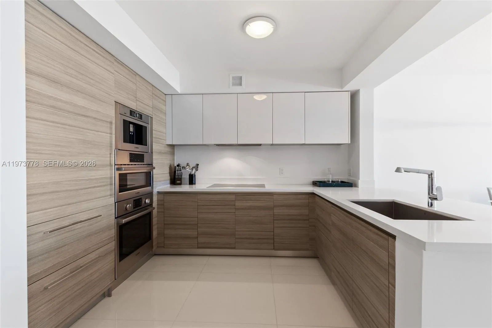 300 Sunny Isles Blvd # 4-1705, Sunny Isles Beach, FL 33160 photo 8