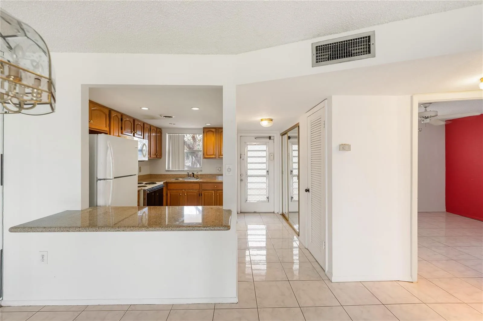 8081 N Sunrise Lakes Drive # 203, Sunrise, FL 33322