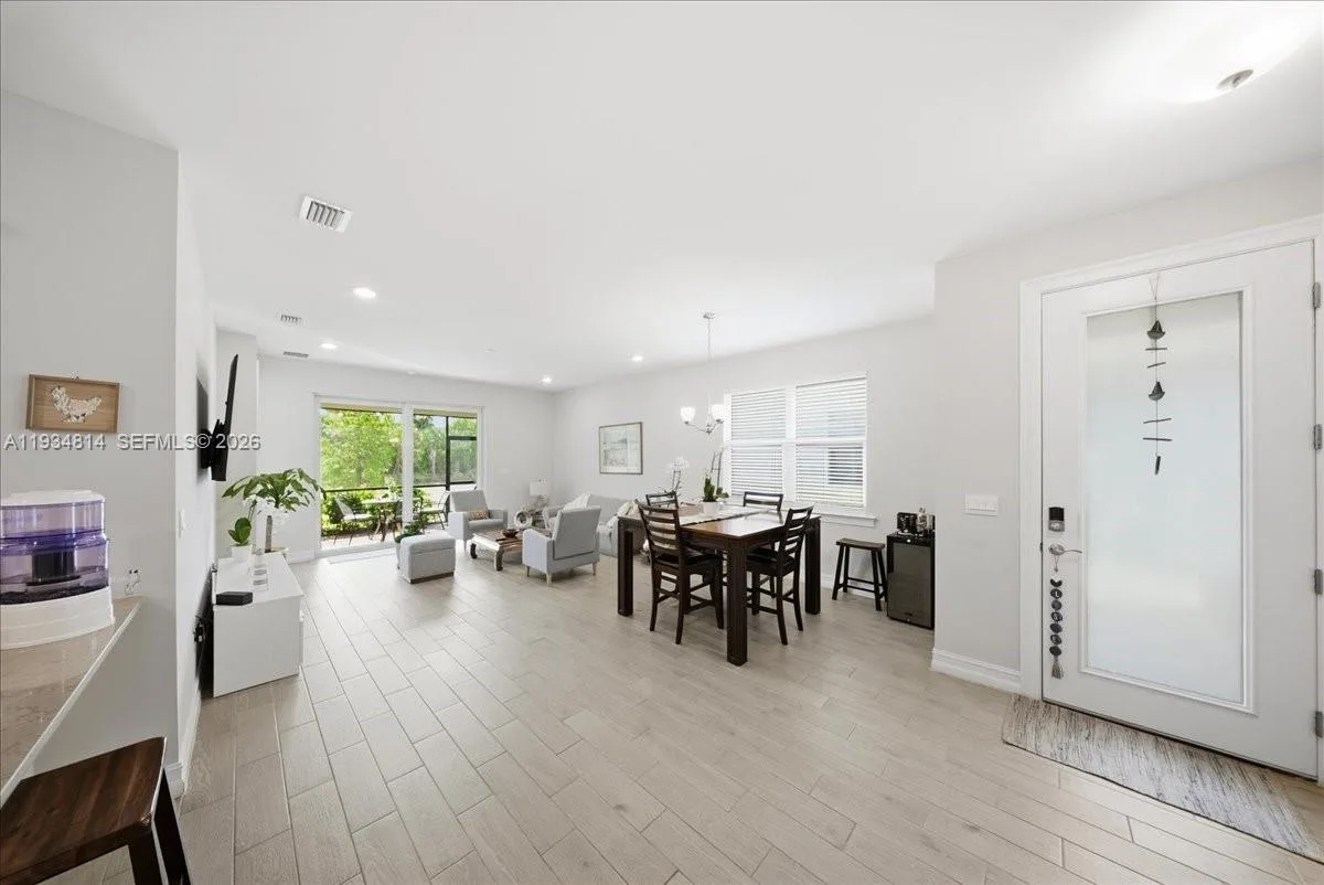 1074 Enbrook Loop, Naples, FL 34114 photo 6