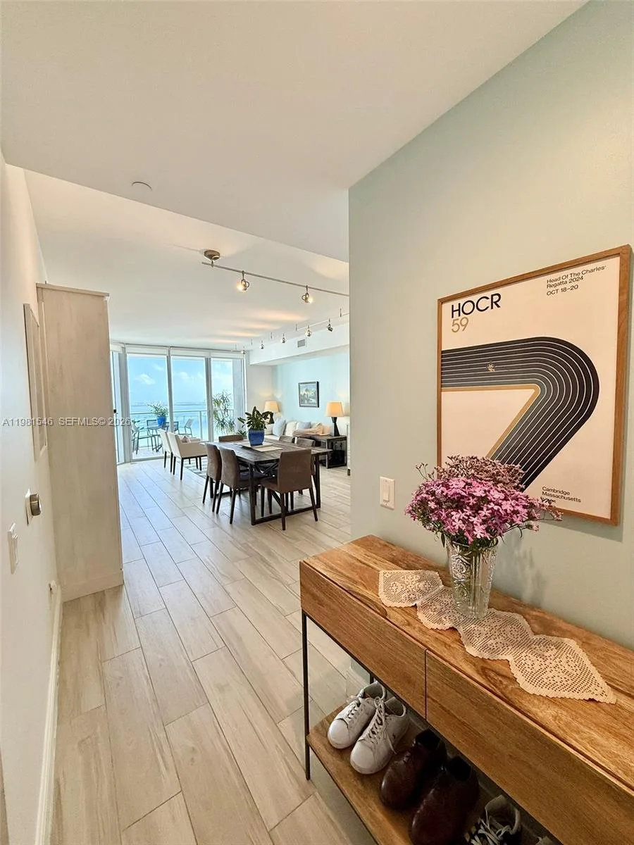 1300 Brickell Bay Dr # 3406, Miami, FL 33131 photo 6
