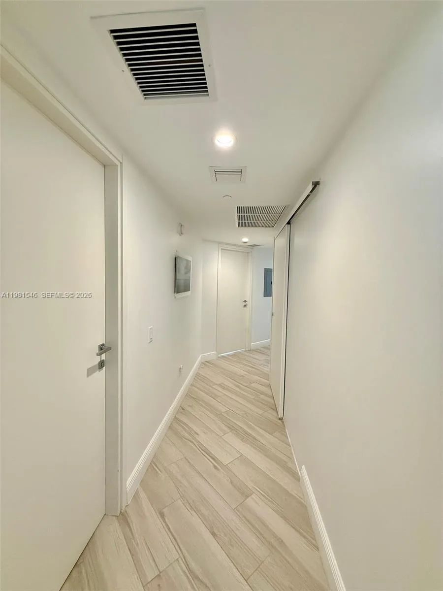1300 Brickell Bay Dr # 3406, Miami, FL 33131 photo 7