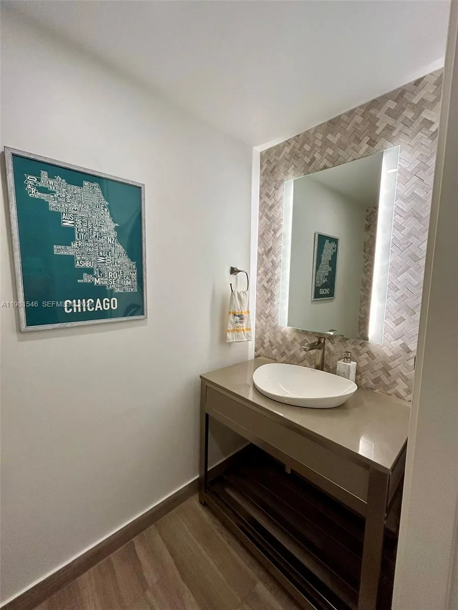 1300 Brickell Bay Dr # 3406, Miami, FL 33131 photo 8