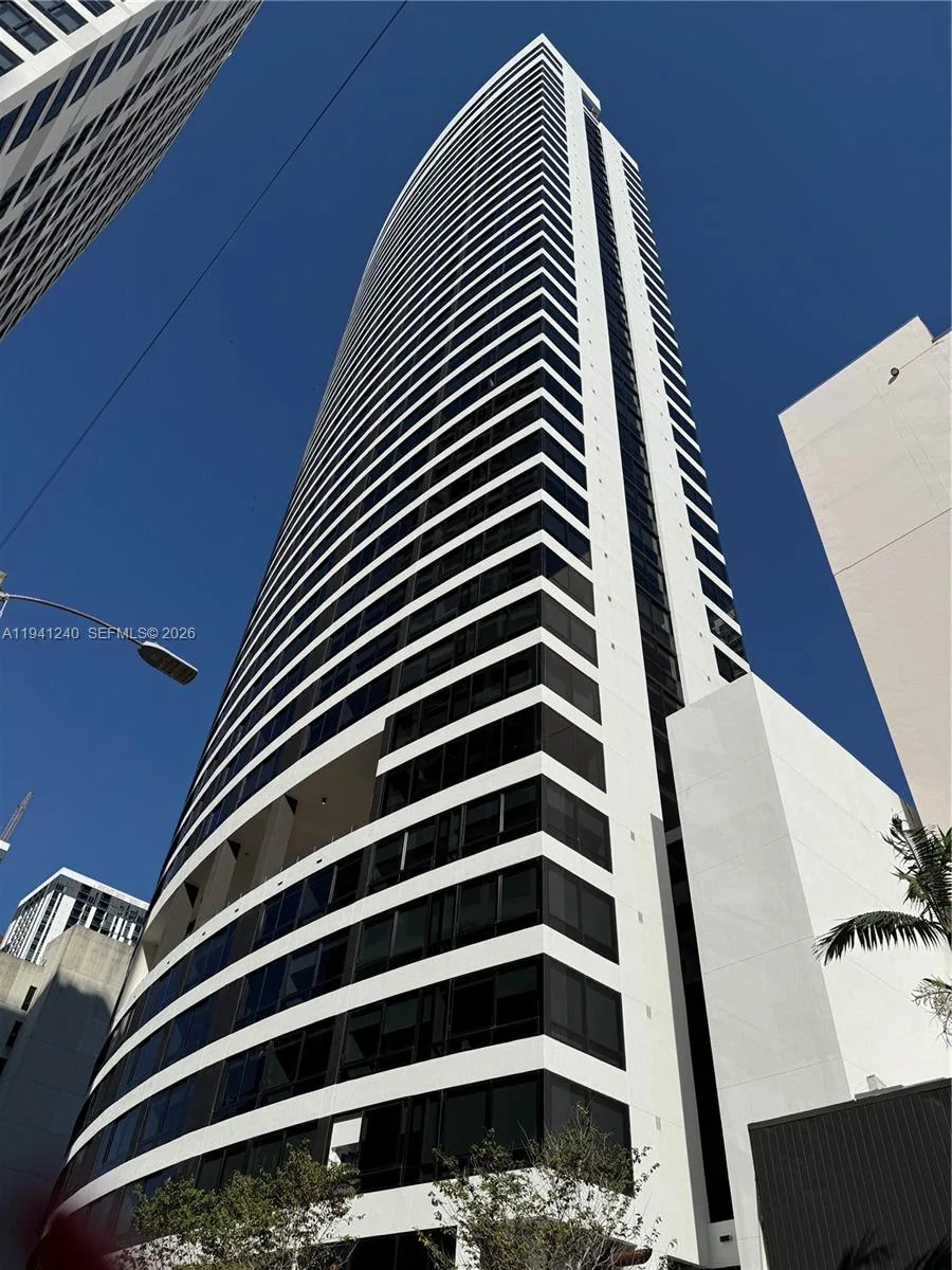 225 N MIAMI AVE # 3505, Miami, FL 33132 photo 2