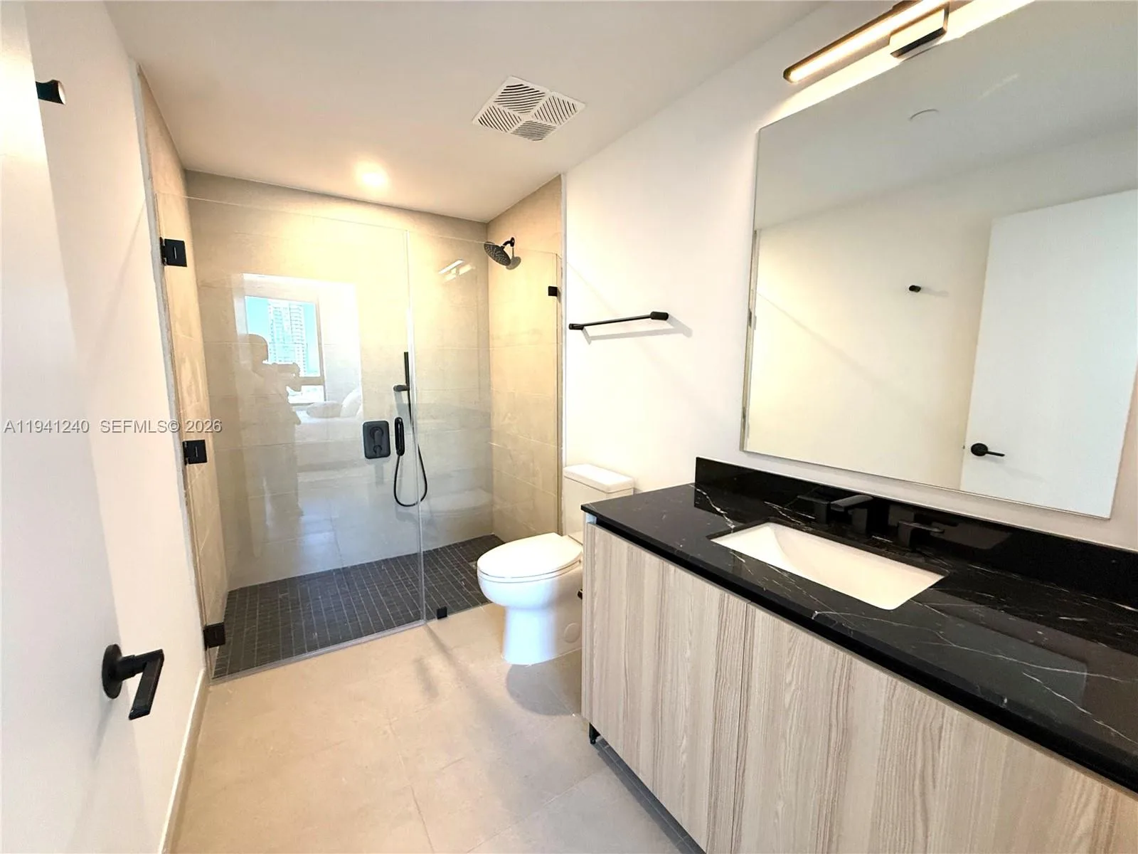 225 N MIAMI AVE # 3505, Miami, FL 33132 photo 9