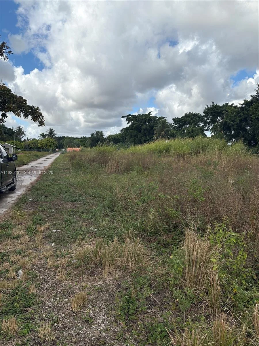 Krome Avenue, Miami FL 33196 photo 2