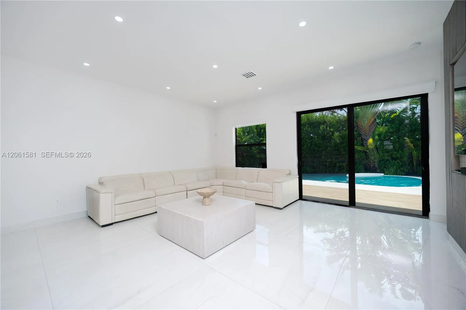 8995 NW 161st Ter, Miami Lakes, FL 33018 photo 13