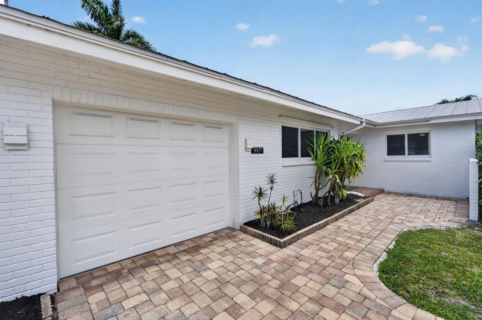 9971 Dogwood Avenue, Palm Beach Gardens, FL 33410 photo 2