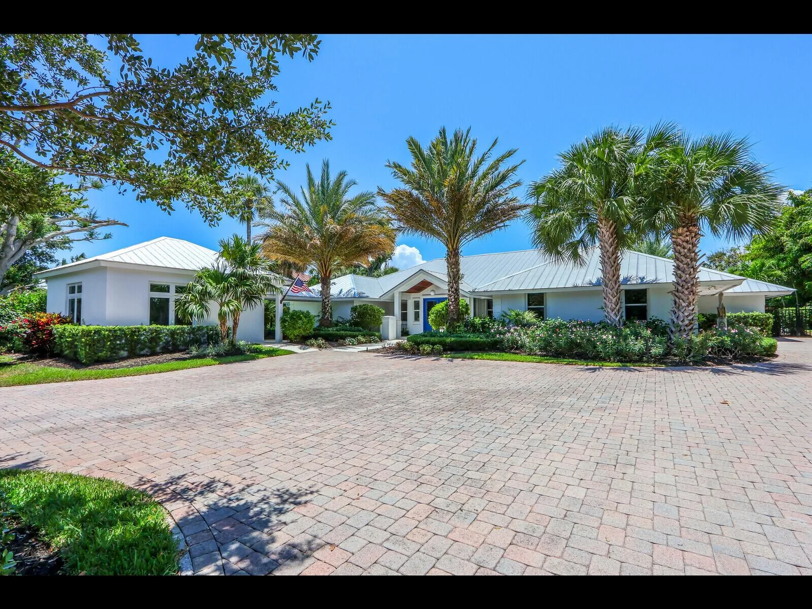 11 N River Road, Sewalls Point, FL 34996 photo 3