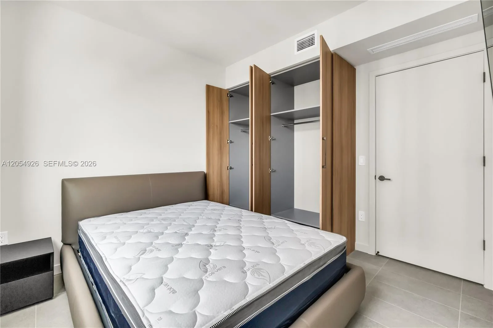 121 NE 5th St # 3405, Miami, FL 33132 photo 12