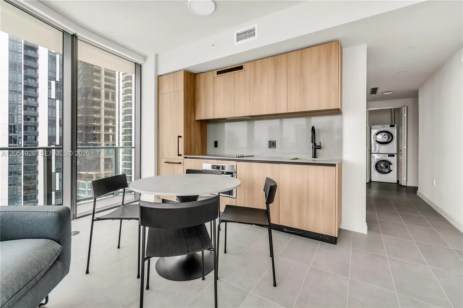 121 NE 5th St # 3405, Miami, FL 33132 photo 6