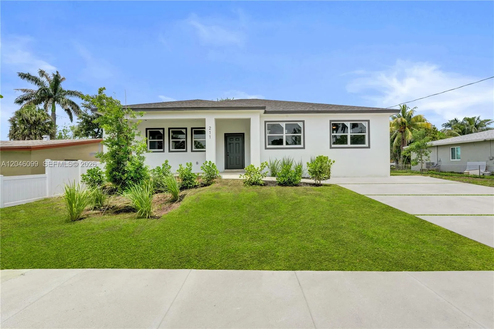 211 NW 14th Ct, Dania Beach, FL 33004