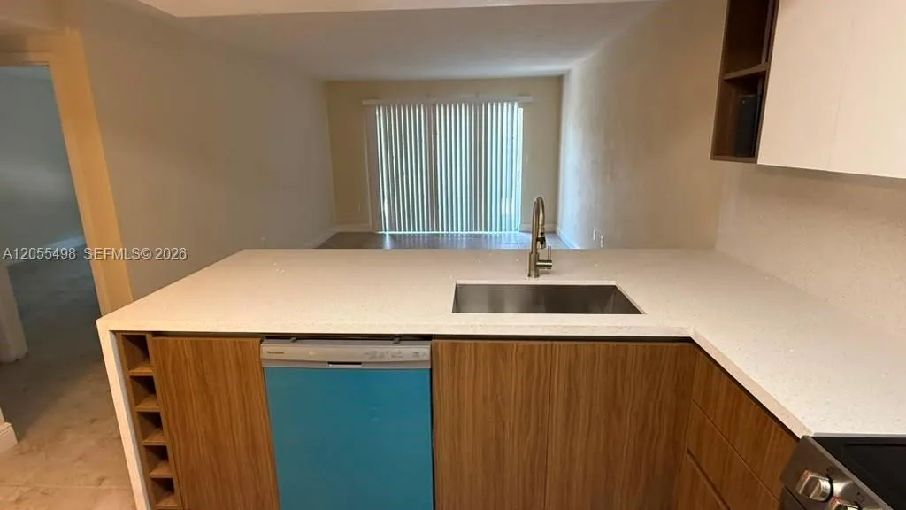 5000 NW 79 AV # 113, Doral, FL 33166 photo 2