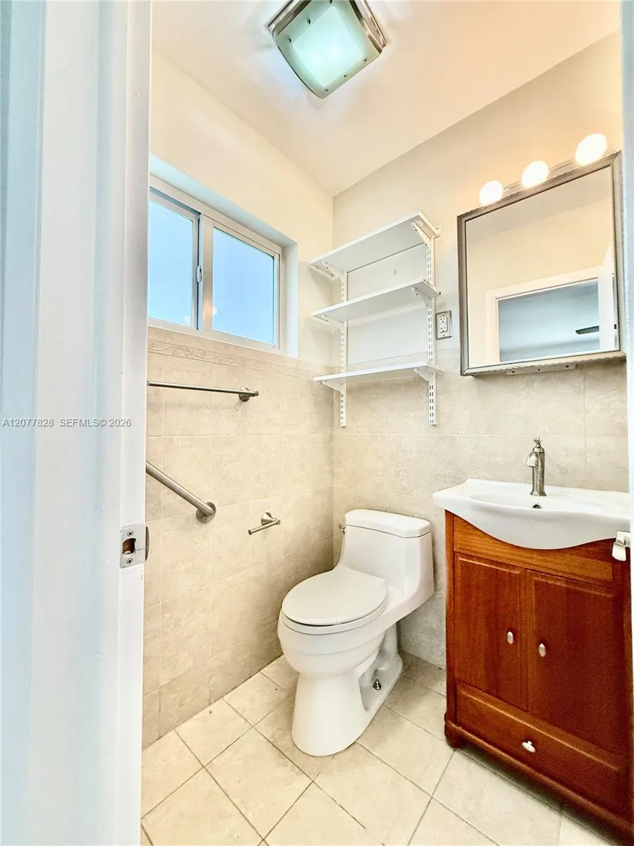 1340 Miami Springs Ave # o, Miami Springs, FL 33166 photo 11