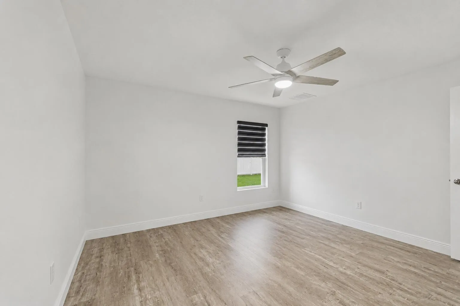 380 SW Donna Terrace, Port St. Lucie, FL 34984 photo 12