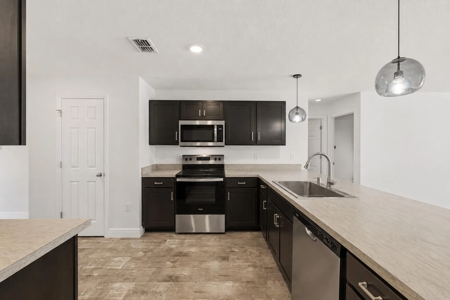 380 SW Donna Terrace, Port St. Lucie, FL 34984 photo 8