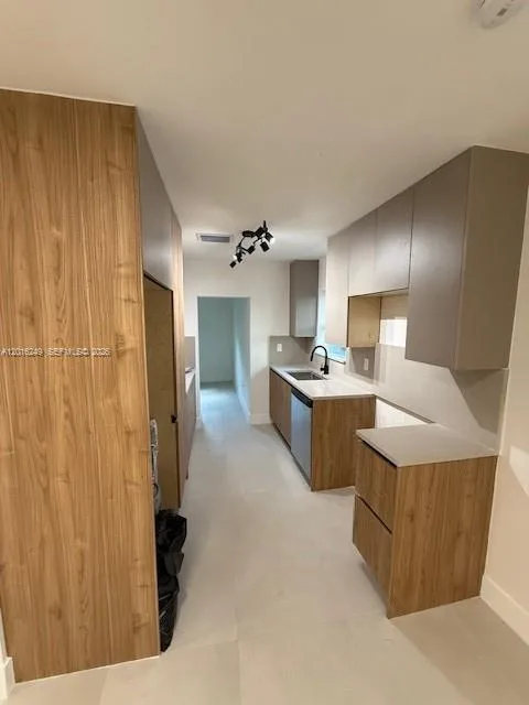 328 NE 57th St, Miami, FL 33137 photo 4