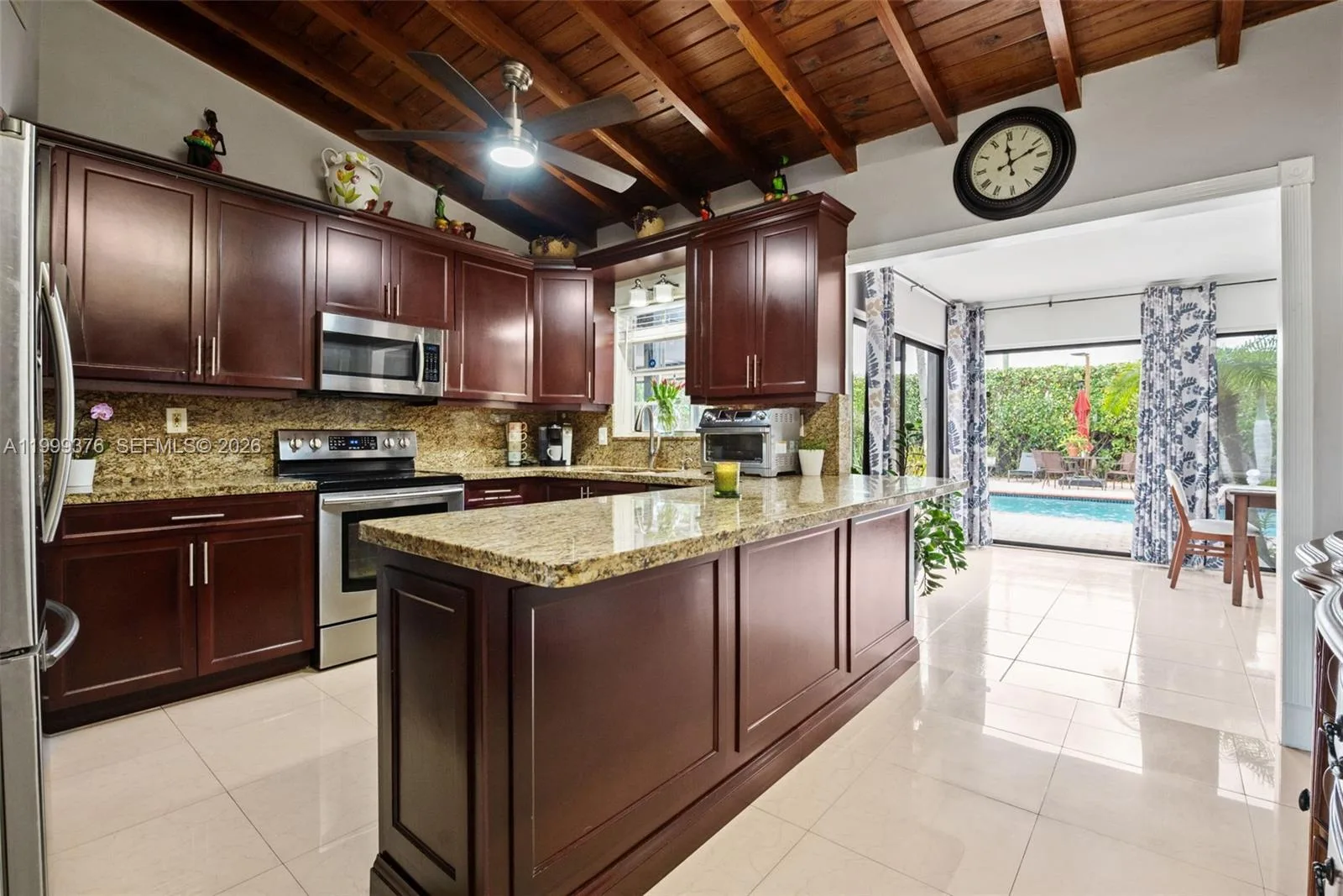 911 SW 51st Ave, Plantation, FL 33317 photo 7