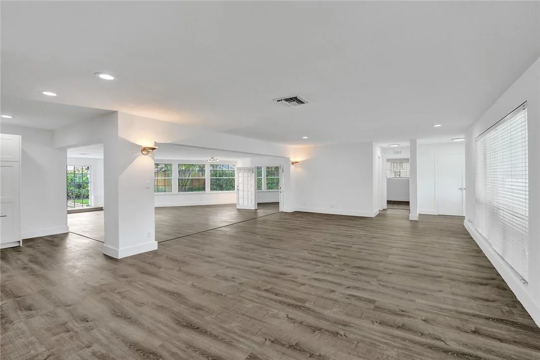 5981 NE 22ND Way, Fort Lauderdale, FL 33308 photo 3
