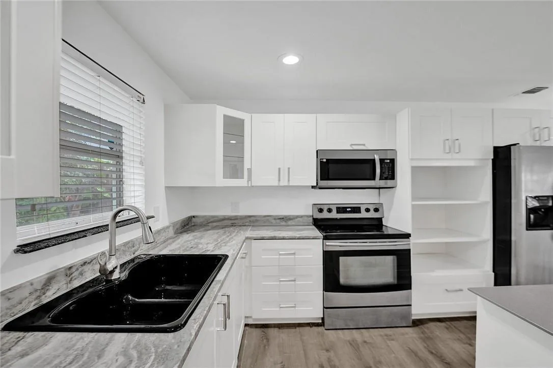 5981 NE 22ND Way, Fort Lauderdale, FL 33308 photo 8
