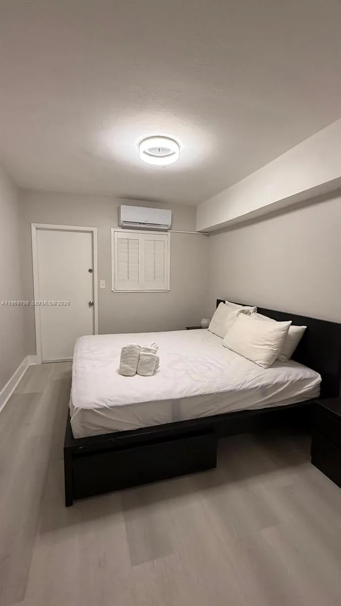 4201 Indian Creek Dr # 4, Miami Beach, FL 33140 photo 2