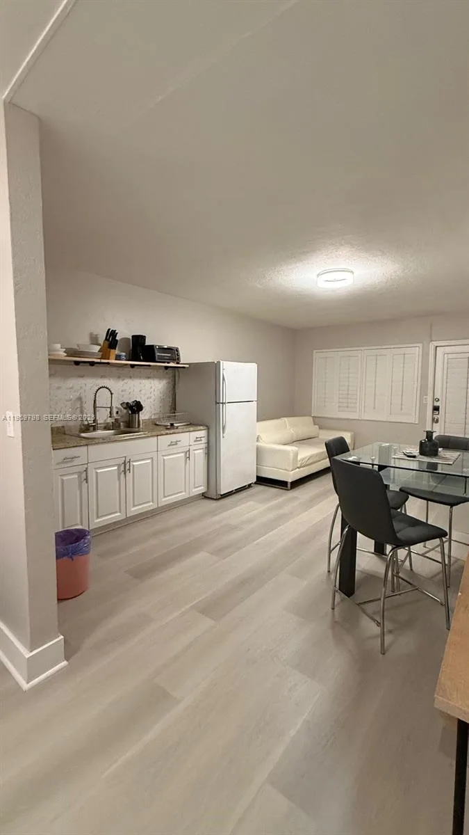4201 Indian Creek Dr # 4, Miami Beach, FL 33140 photo 3