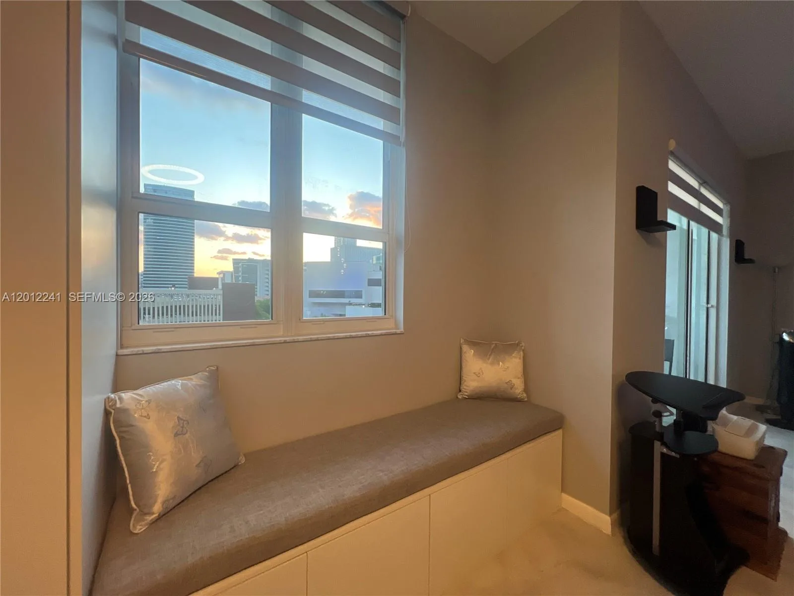 234 NE 3rd St # 703, Miami, FL 33132 photo 5