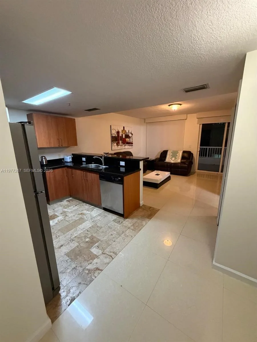 170 SE 14th St # 2202, Miami, FL 33131 photo 12