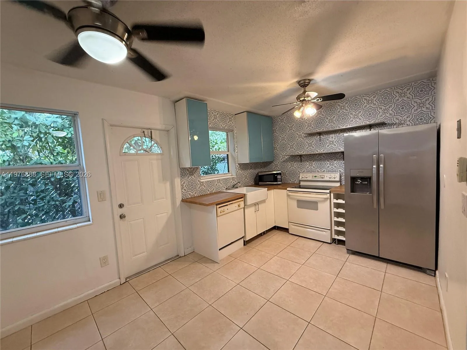 1104 N 17th Ct # 105, Hollywood, FL 33020 photo 2
