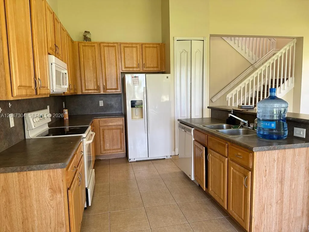 1926 NE 3rd Ct # 1926, Homestead, FL 33033 photo 4