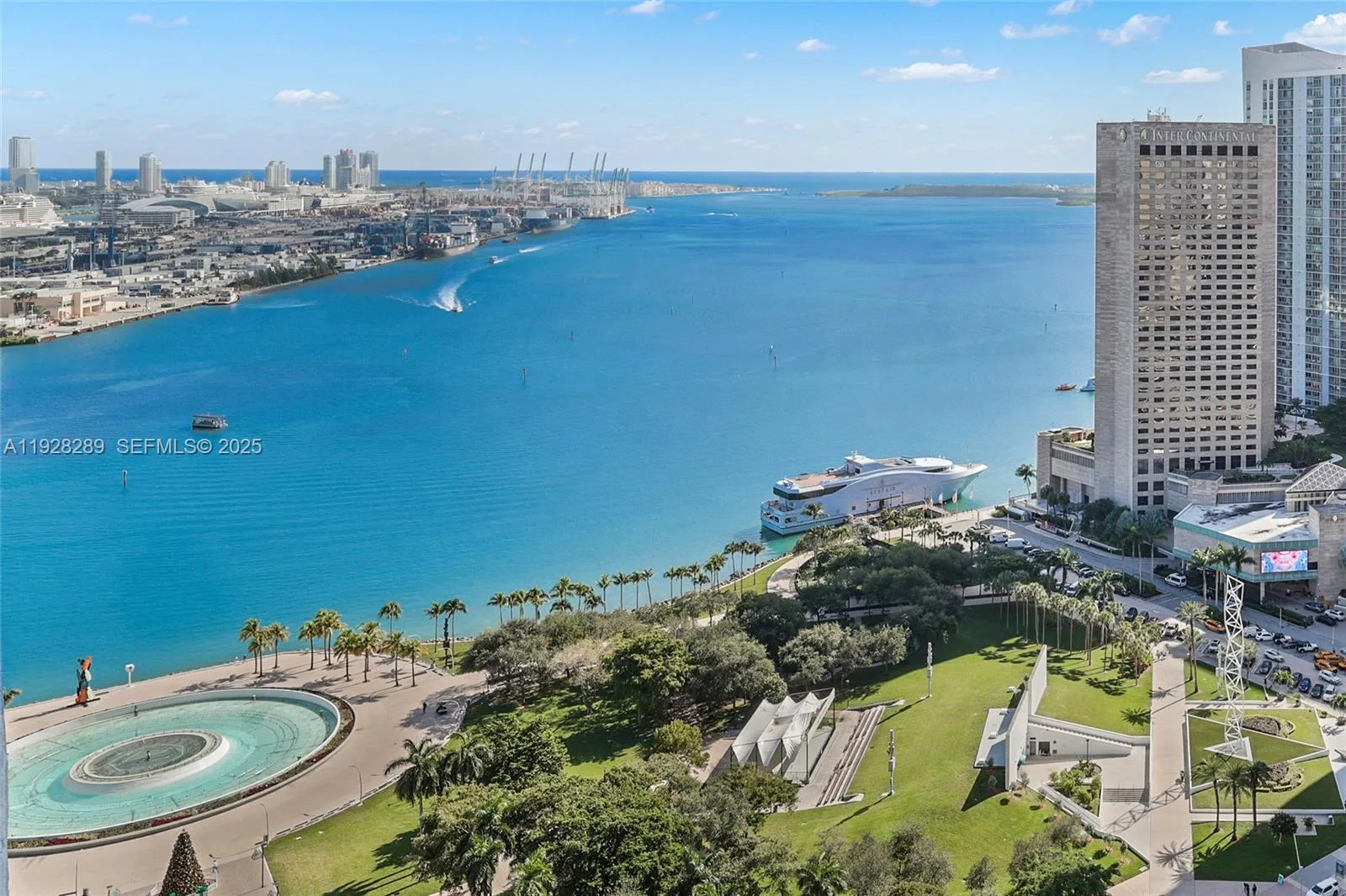 50 Biscayne Blvd # 3311, Miami, FL 33132 photo 2