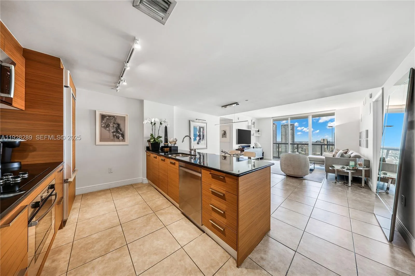 50 Biscayne Blvd # 3311, Miami, FL 33132 photo 3