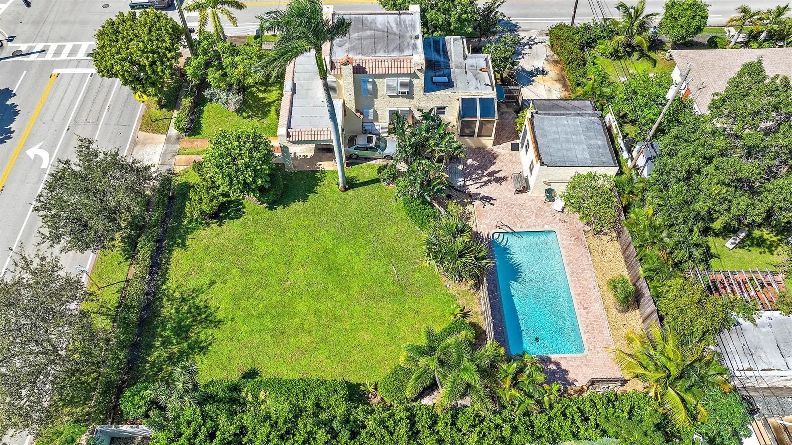 735 FOREST HILL Boulevard, West Palm Beach, FL 33405 photo 2