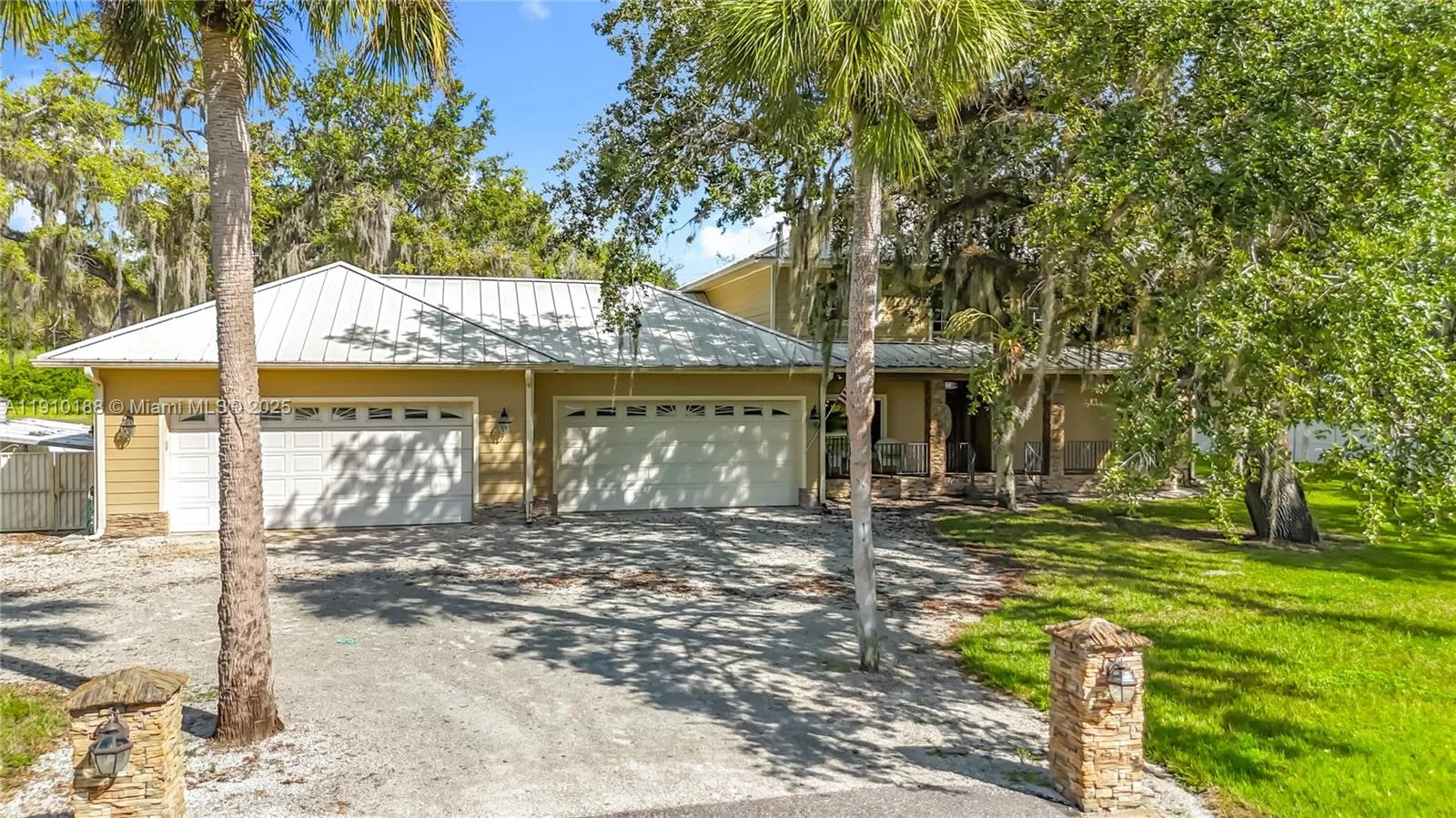3144 Shell Lane, Other City - In The State Of Florida, FL 33935 photo 4